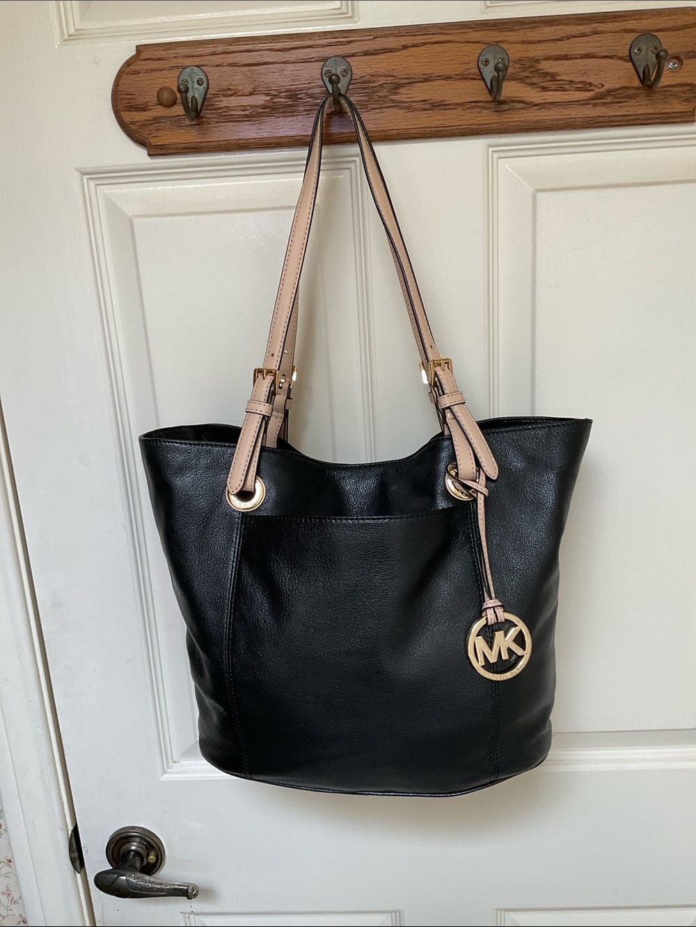 Michael Kors Jet Set Tote